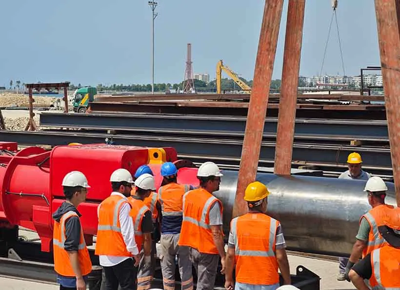 se instala el martillo pilón diésel juwei d225